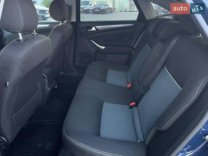 Лифтбек Ford Mondeo 2014 в Львове фото 69 Лифтбек Ford Mondeo 2014 в Львове