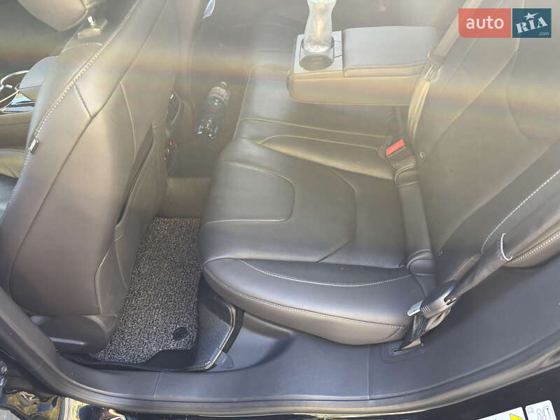 Седан Ford Mondeo 2016 в Киеве