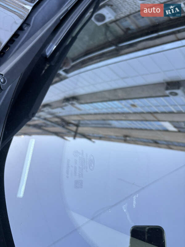 Седан Ford Mondeo 2016 в Киеве