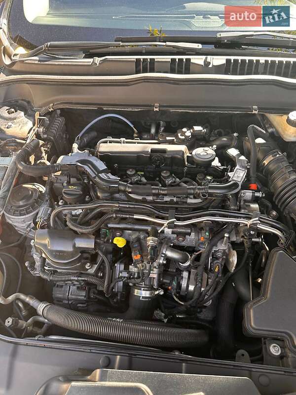 Седан Ford Mondeo 2015 в Кагарлыке