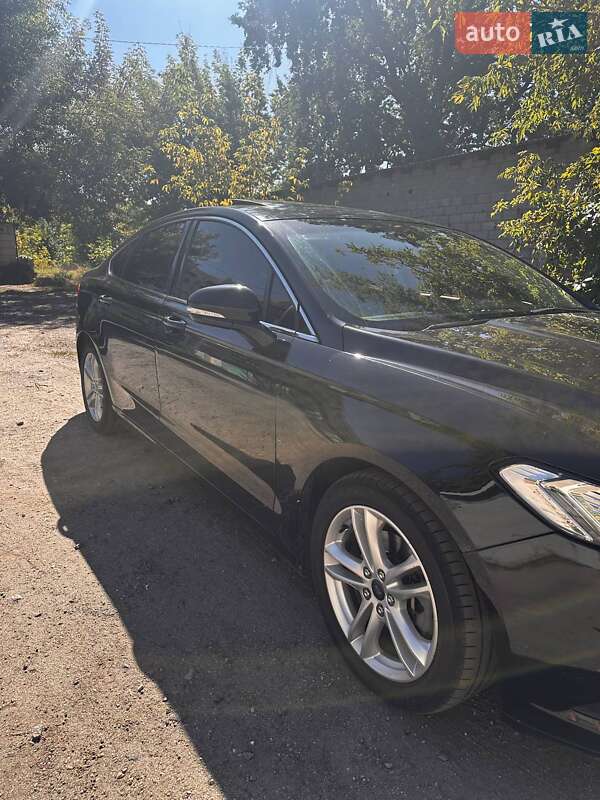 Седан Ford Mondeo 2015 в Кагарлыке