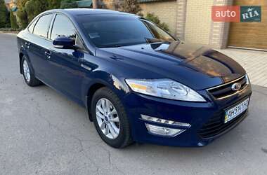Седан Ford Mondeo 2011 в 