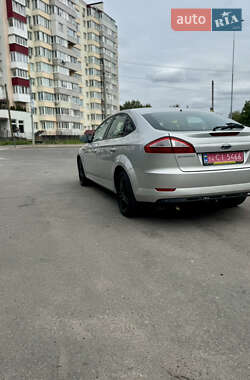 Лифтбек Ford Mondeo 2009 в 