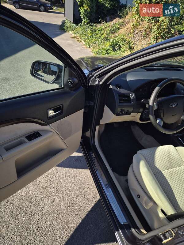 Лифтбек Ford Mondeo 2005 в Мироновке