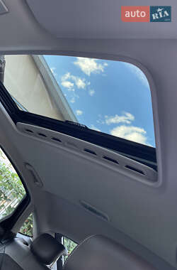 Седан Ford Mondeo 2012 в 