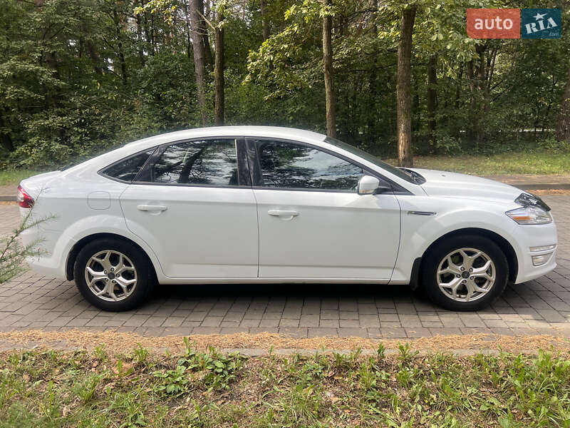 Лифтбек Ford Mondeo 2013 в Львове фото 26 Лифтбек Ford Mondeo 2013 в Львове