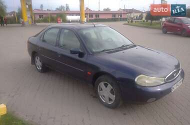Ліфтбек Ford Mondeo 1999 в Бродах