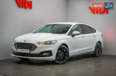 Ліфтбек Ford Mondeo 2019 в Києві