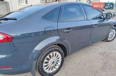 Лифтбек Ford Mondeo 2013 в 