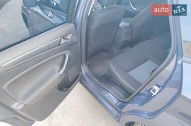 Лифтбек Ford Mondeo 2013 в 