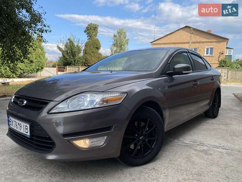 Седан Ford Mondeo 2011 в Хмельницком