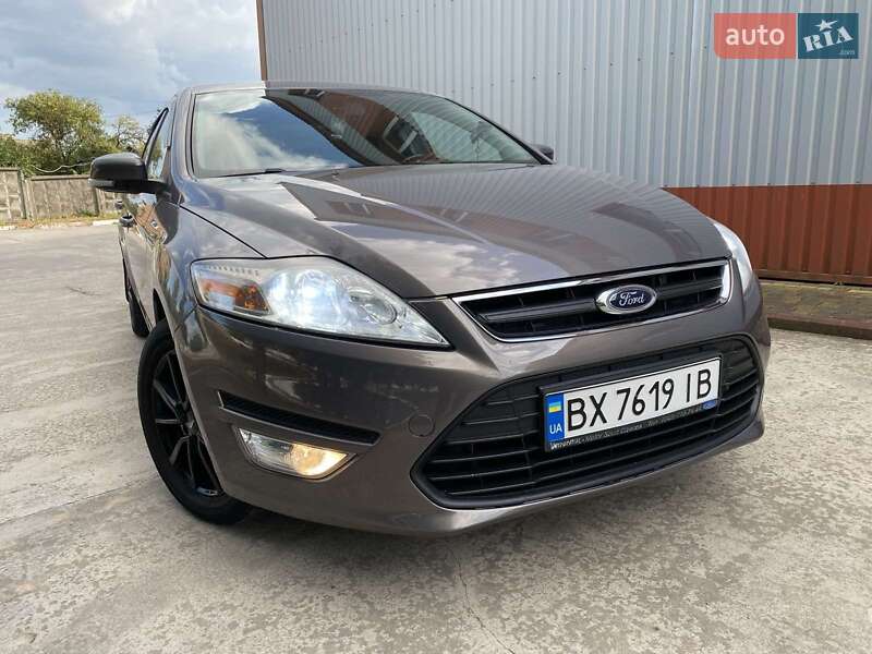 Седан Ford Mondeo 2011 в Хмельницком