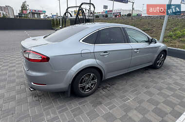 Седан Ford Mondeo 2011 в 