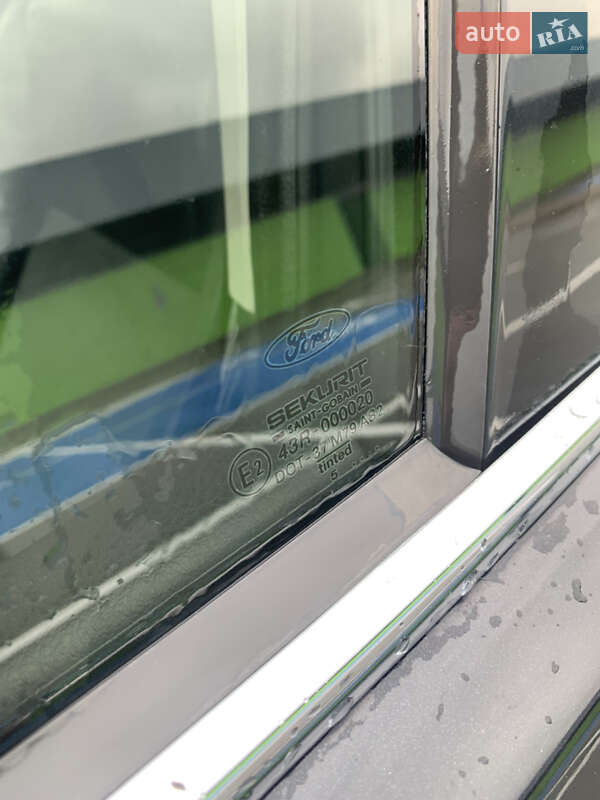 Седан Ford Mondeo 2005 в Києві