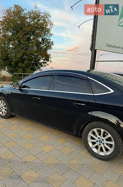 Седан Ford Mondeo 2011 в 