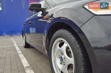 Седан Ford Mondeo 2010 в 