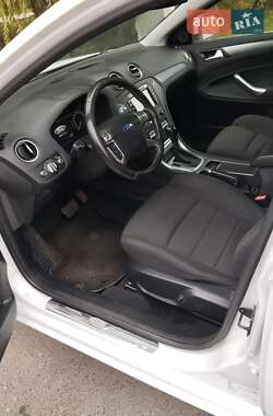 Универсал Ford Mondeo 2011 в 