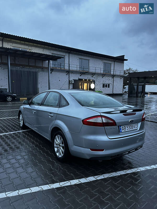 Седан Ford Mondeo 2007 в Виннице