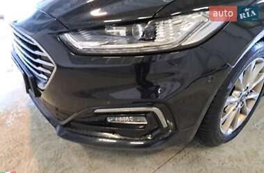 Лифтбек Ford Mondeo 2020 в 