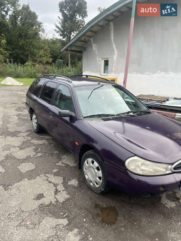 Универсал Ford Mondeo 1997 в Золочеве