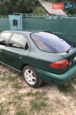 Лифтбек Ford Mondeo 1994 в 