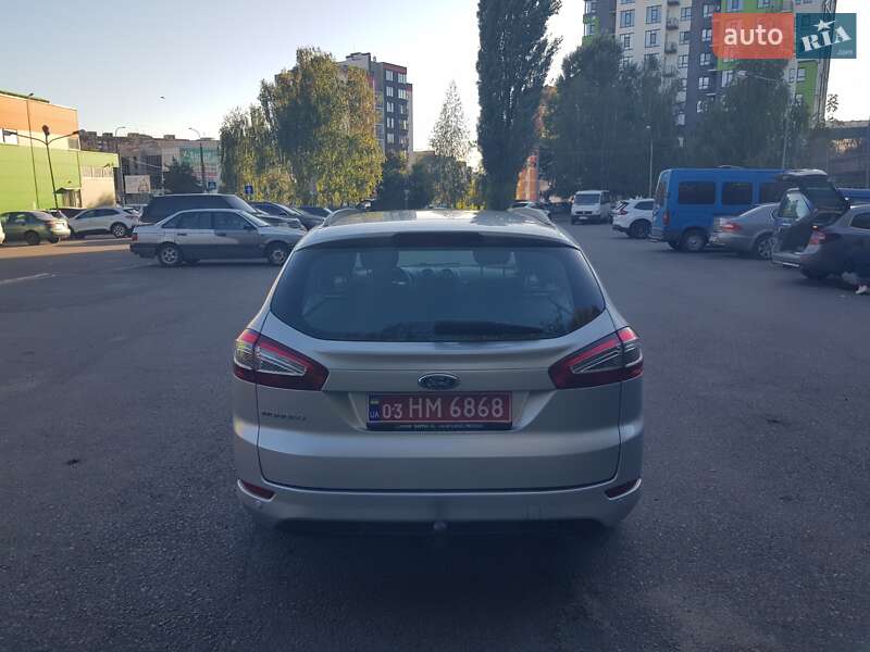 Универсал Ford Mondeo 2013 в Ровно