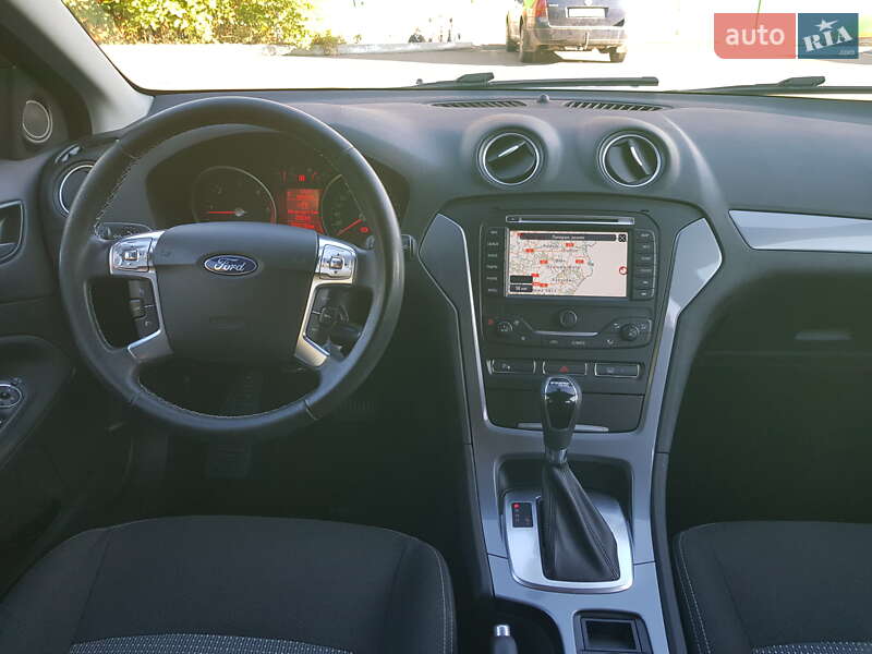 Универсал Ford Mondeo 2013 в Ровно