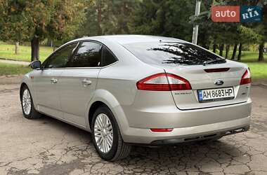 Лифтбек Ford Mondeo 2007 в 