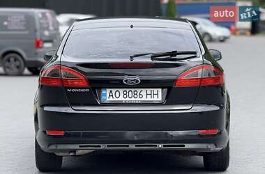 Лифтбек Ford Mondeo 2007 в 