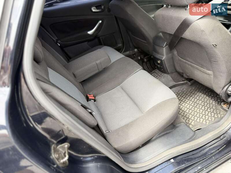 Ліфтбек Ford Mondeo 2007 в Міжгір'ї