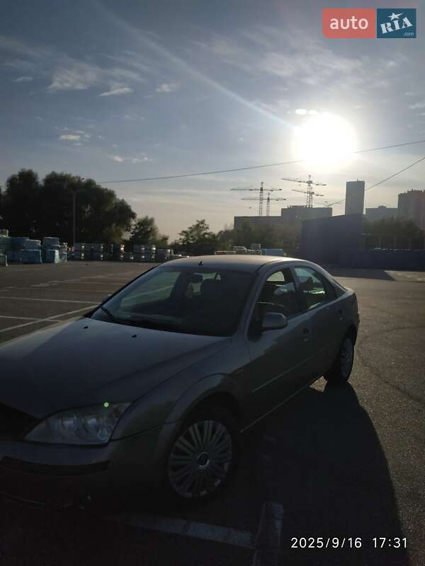 Ліфтбек Ford Mondeo 2001 в Києві фото 31 Ліфтбек Ford Mondeo 2001 в Києві
