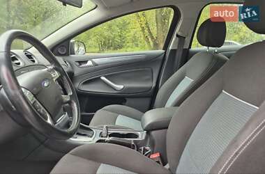 Седан Ford Mondeo 2012 в  фото 13 Седан Ford Mondeo 2012 в