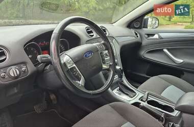 Седан Ford Mondeo 2012 в  фото 14 Седан Ford Mondeo 2012 в