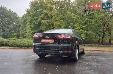 Седан Ford Mondeo 2012 в  фото 6 Седан Ford Mondeo 2012 в