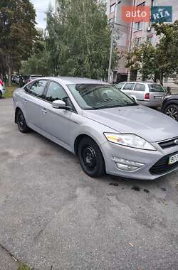 Лифтбек Ford Mondeo 2012 в 