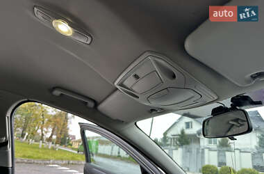 Седан Ford Mondeo 2011 в 