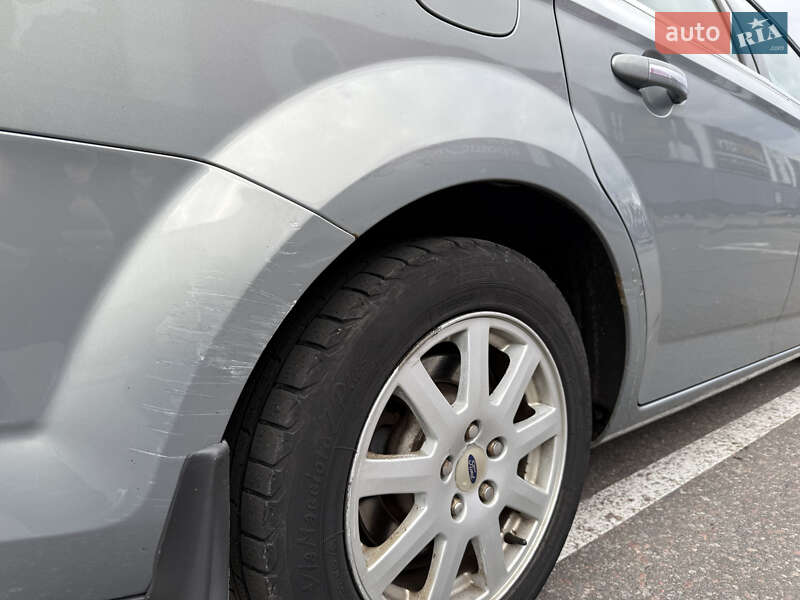 Лифтбек Ford Mondeo 2007 в Киеве