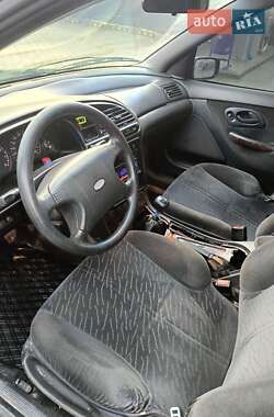Лифтбек Ford Mondeo 1994 в 