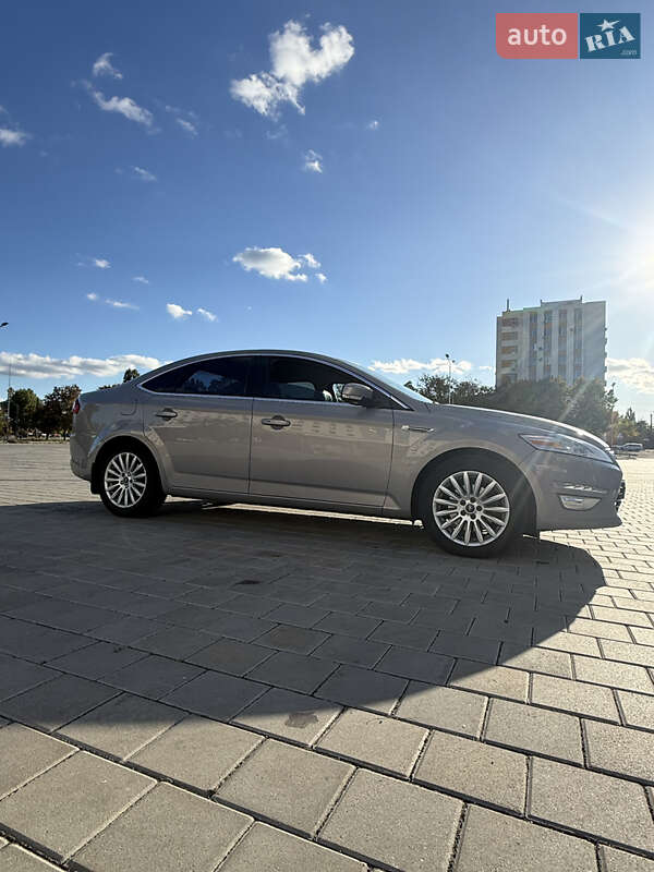 Седан Ford Mondeo 2012 в Черкассах