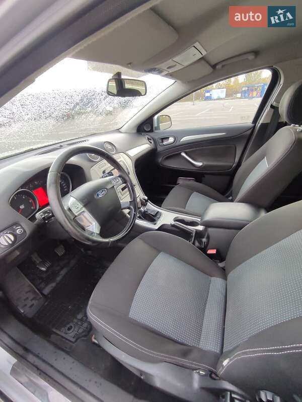 Универсал Ford Mondeo 2010 в Киеве