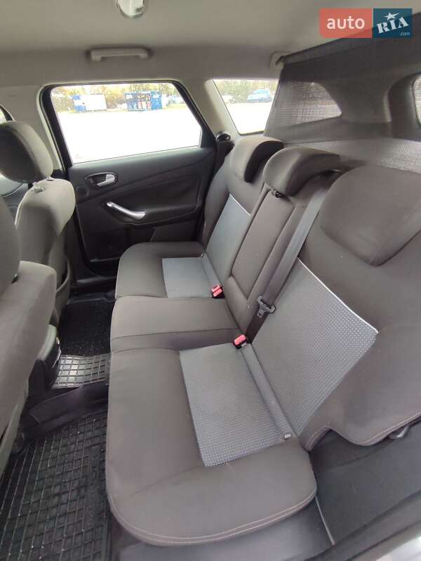 Универсал Ford Mondeo 2010 в Киеве