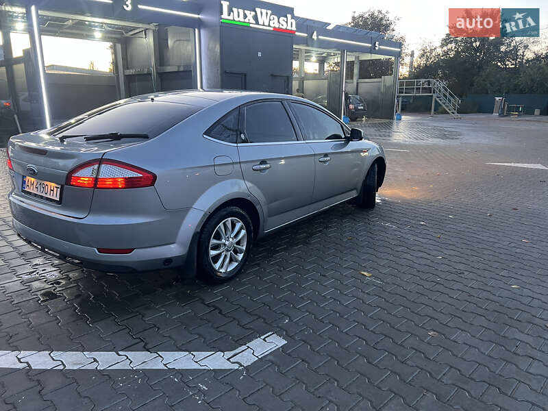 Лифтбек Ford Mondeo 2009 в Славгороде