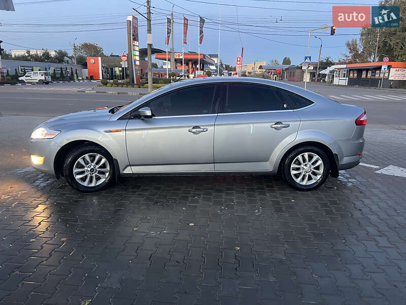 Лифтбек Ford Mondeo 2009 в Славгороде