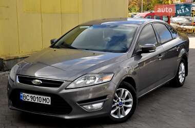 Седан Ford Mondeo 2011 в 