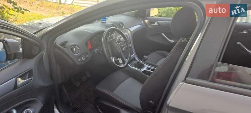 Седан Ford Mondeo 2011 в Харкові