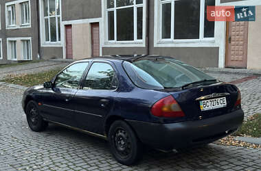 Ліфтбек Ford Mondeo 1997 в 