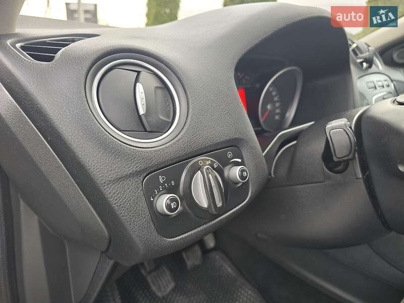 Лифтбек Ford Mondeo 2011 в Львове