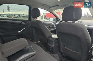 Ліфтбек Ford Mondeo 2011 в 