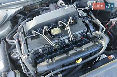Лифтбек Ford Mondeo 2001 в 