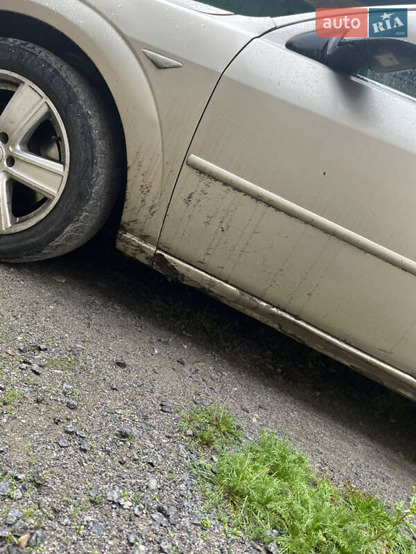 Седан Ford Mondeo 2003 в Хмельнике